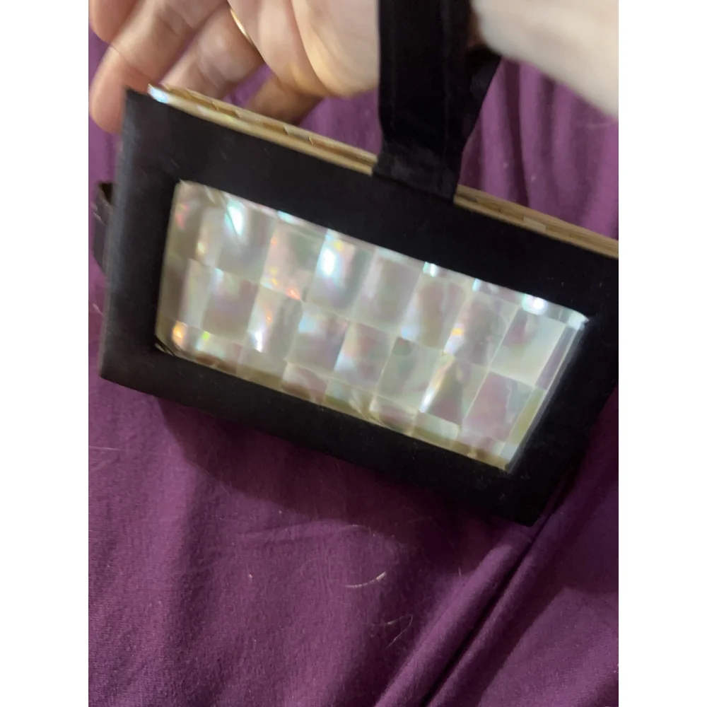 Vintage 1950s Marhill Mother of Pearl Wristlet Purse – Original Unused Lipstick